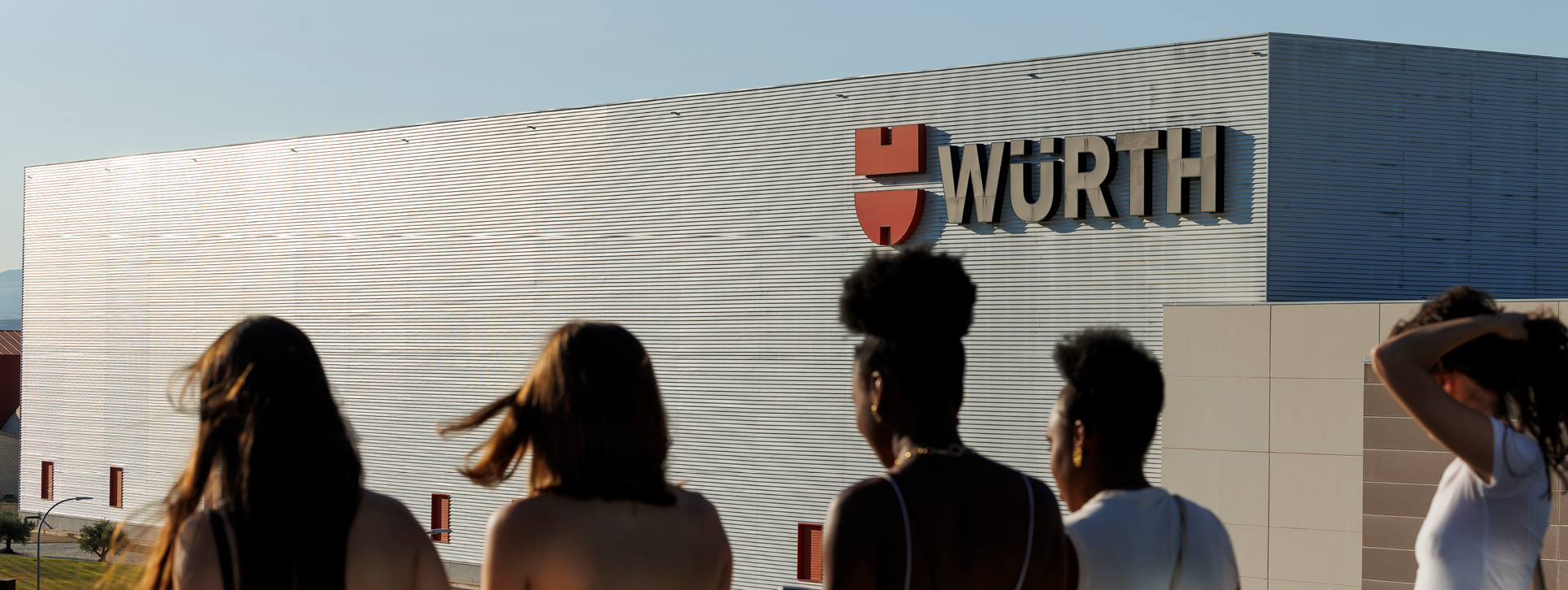 S.V.PF.1927x726px(4)